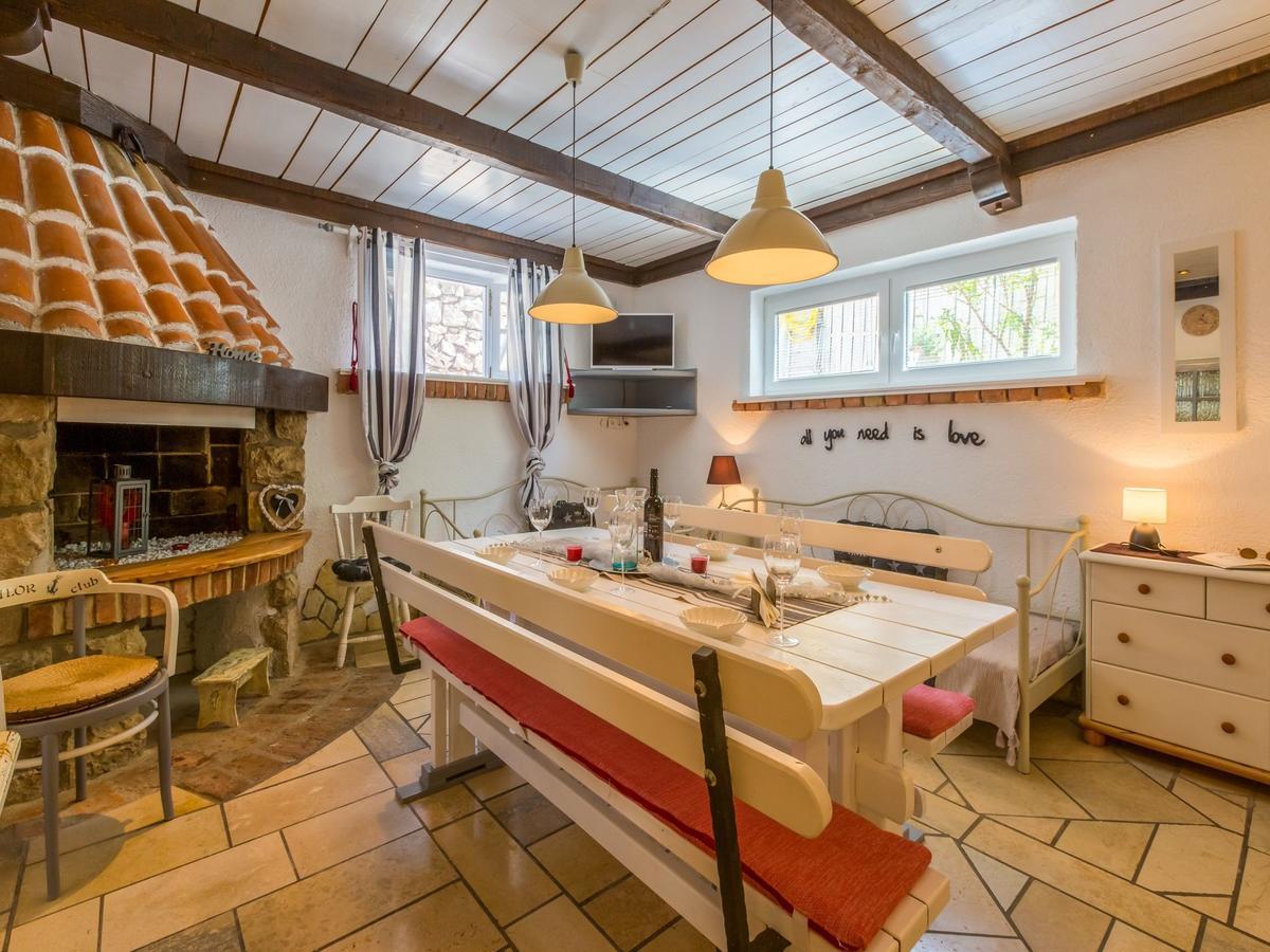 Apartments Susanne Novi Vinodolski Eksteriør billede