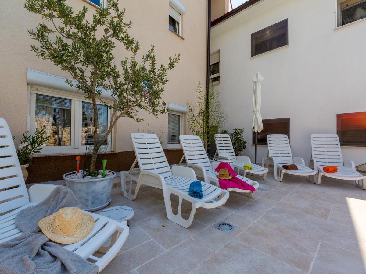 Apartments Susanne Novi Vinodolski Eksteriør billede